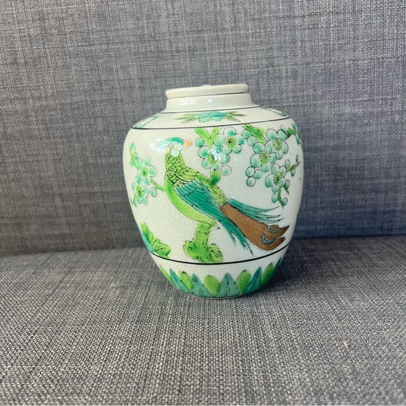 Vintage Otagiri Japan crackle floral and peacock jar with cap lovely des… - Picture 1 of 11